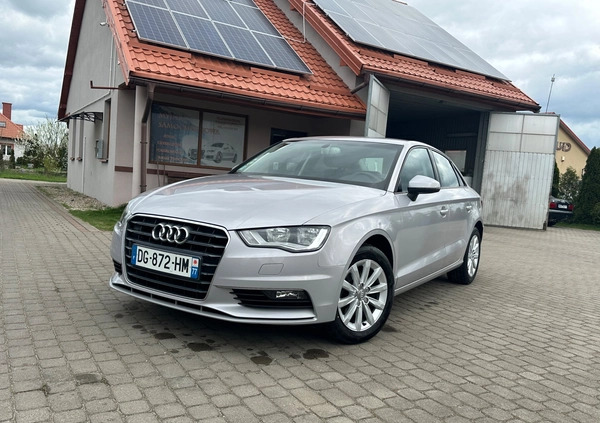 Audi A3 cena 49900 przebieg: 169555, rok produkcji 2015 z Ostrołęka małe 172